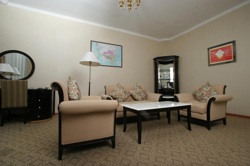 Ulaanbaatar Hostel ภายนอก รูปภาพ