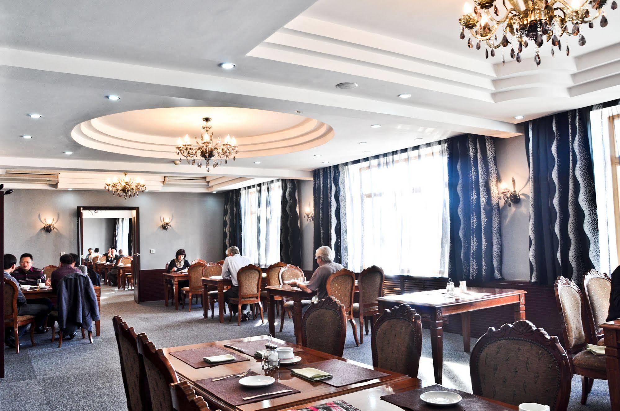 Ulaanbaatar Hostel ภายนอก รูปภาพ